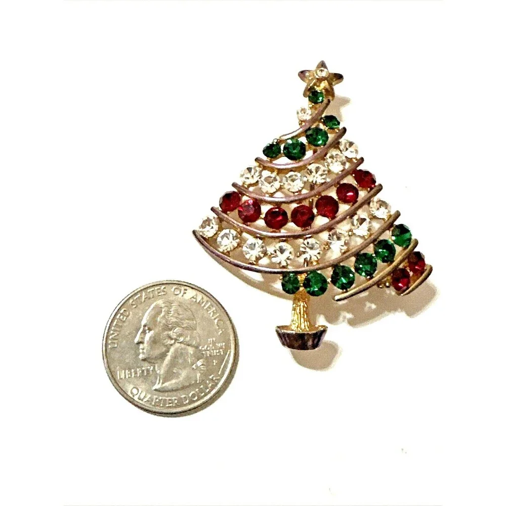 Vintage Christmas Tree Brooch Red Green Clear Rhinestones Gold Tone Mid Century